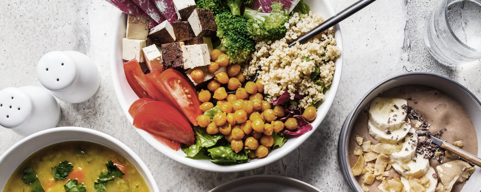 Bewusst und gesund genießen: Sechs Ernährungstrends unter der Lupe